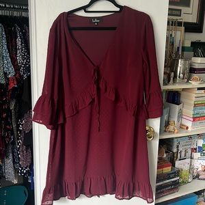 Maroon 3/4 sleeve v neck dress mini dress short dress never worn